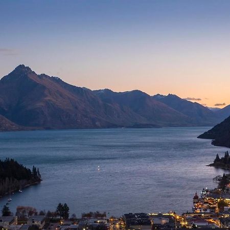 Villa De Luxe, A Relax It'S Done Luxury Holiday Home Queenstown Exterior photo