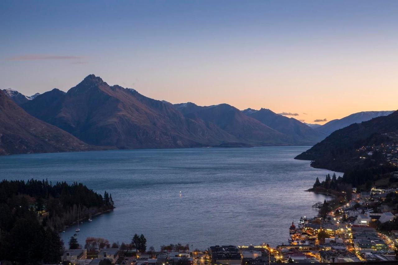 Villa De Luxe, A Relax It'S Done Luxury Holiday Home Queenstown Exterior photo