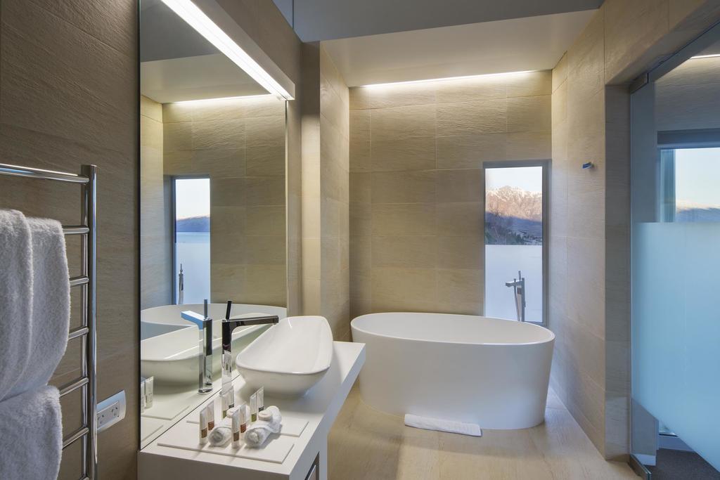 Villa De Luxe, A Relax It'S Done Luxury Holiday Home Queenstown Exterior photo